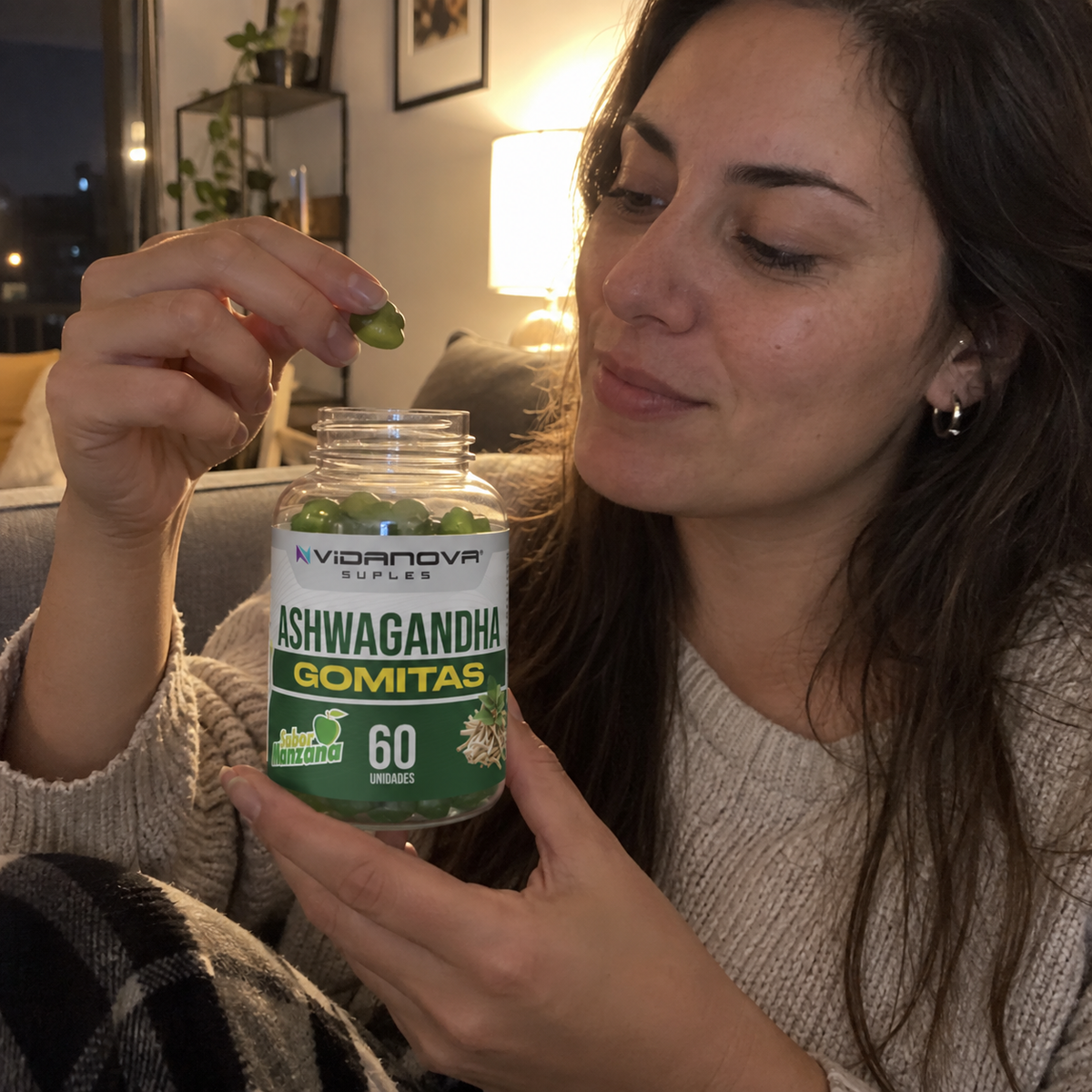Escena publicitaria de uso de Ashwagandha Gomitas
