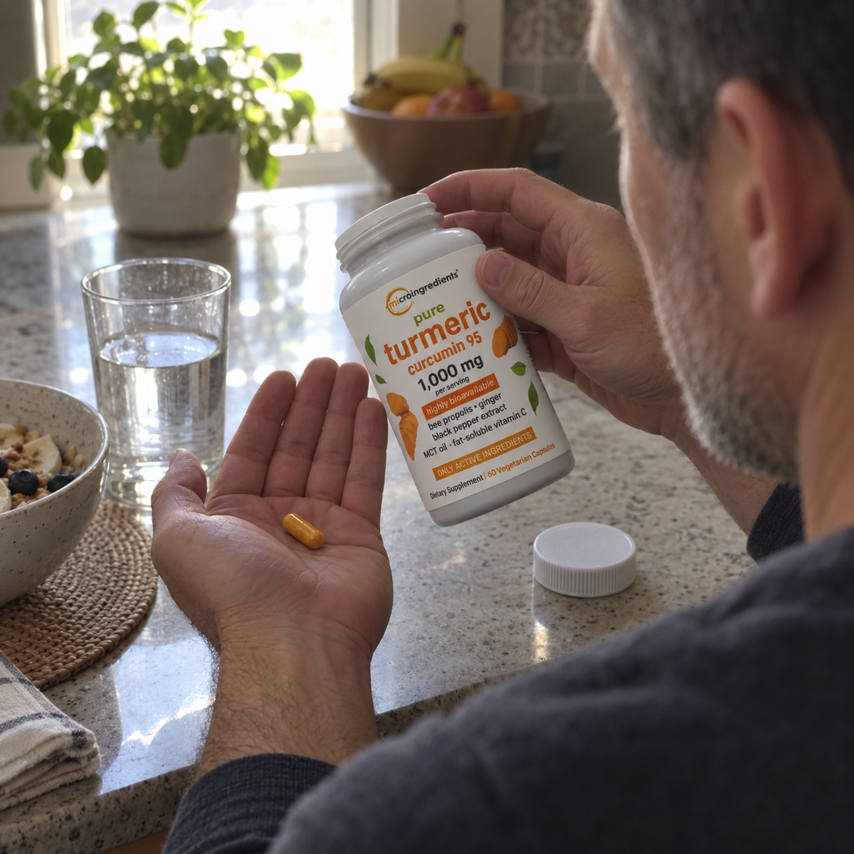 Pure Turmeric — escena publicitaria de uso